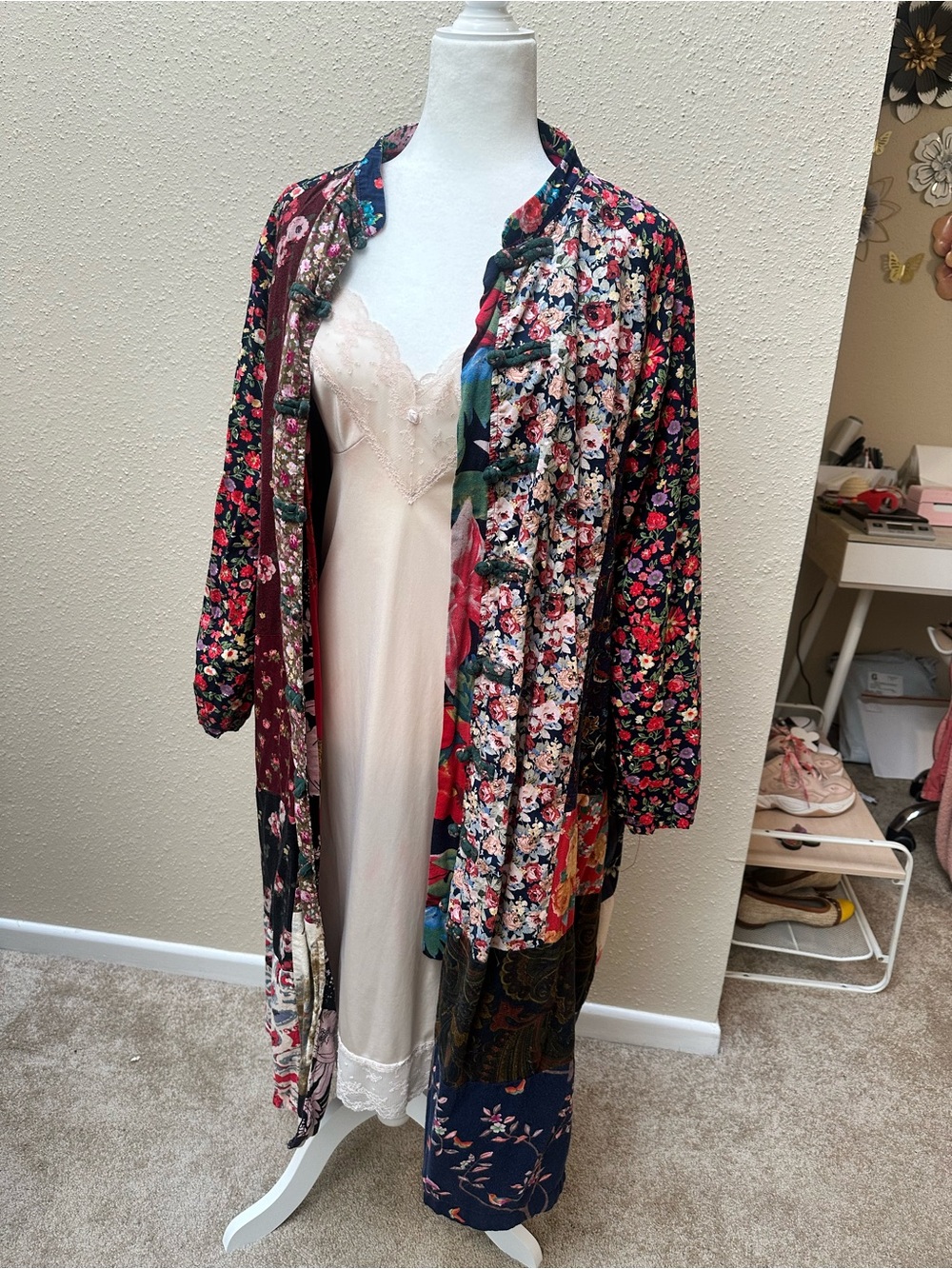 SOLD Linen Blend Patchwork Floral Duster Cardigan Jacket Boho Multicolor Artsy - Picture 2 of 8